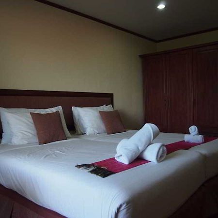 Mtc At Pattaya Hill Exterior foto
