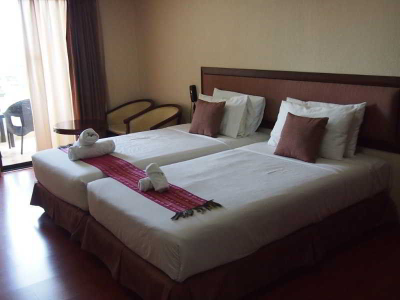 Mtc At Pattaya Hill Exterior foto