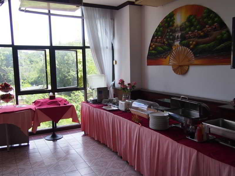 Mtc At Pattaya Hill Exterior foto