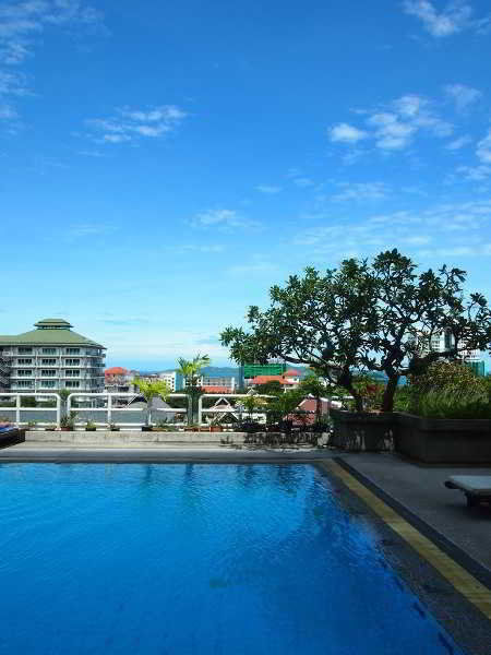 Mtc At Pattaya Hill Exterior foto