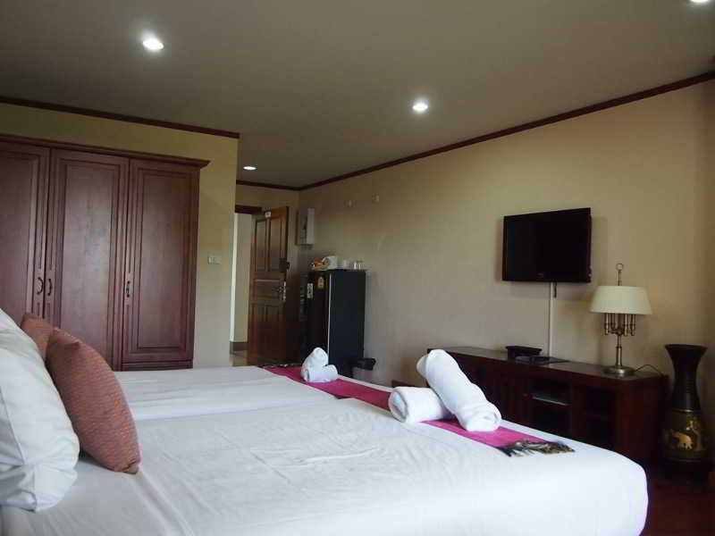 Mtc At Pattaya Hill Exterior foto